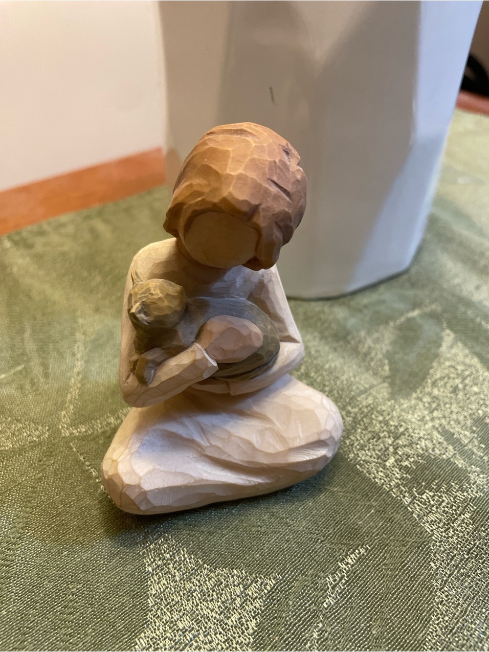 Willow Tree 2008 Kindness figurine.
